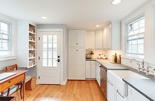 Integrating a New Kitchen Seamlessly with Existing Home Design | Domers ...